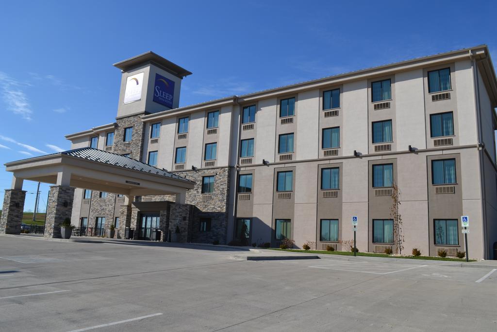 Sleep Inn & Suites Belmont - St. Clairsville Exterior foto
